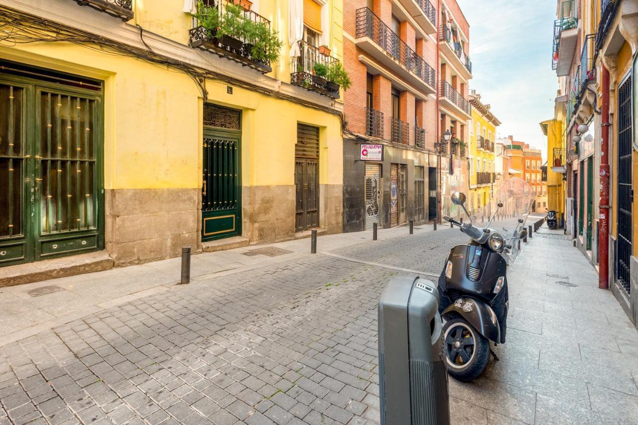 1 Bedroom 1 Bathroom Furnished - Lavapies - Duplex Madrid Exteriör bild