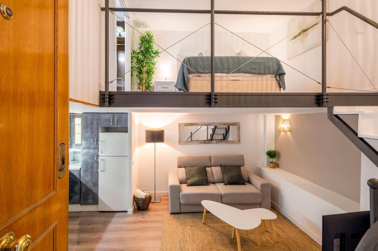 1 Bedroom 1 Bathroom Furnished - Lavapies - Duplex Madrid Exteriör bild